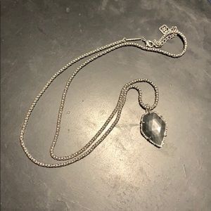 Kendra Scott necklace
